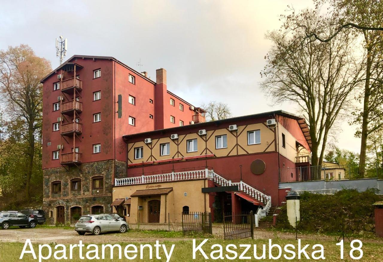BUSINESS APARTMENT WiFI Netflix 3x Smart TV50' two extra large double beds ADULTS ONLY No smoking Słupsk Esterno foto